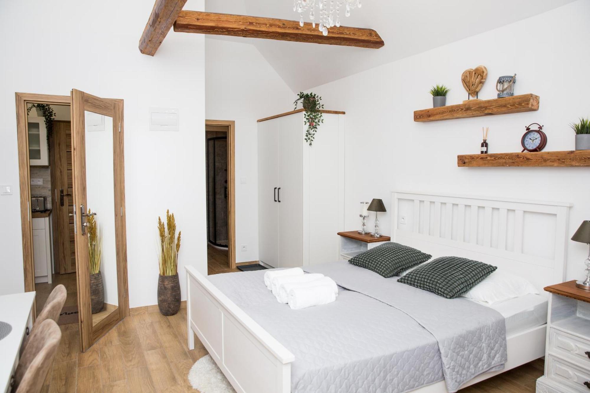 Apartmany Ellie Znojmo Ngoại thất bức ảnh